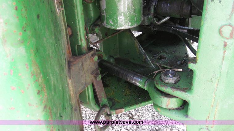 image for item G2320 1980 John Deere 8440 4WD tractor