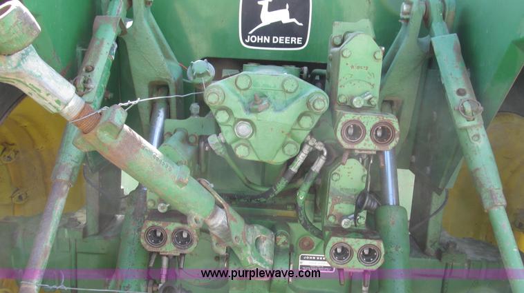 image for item G2320 1980 John Deere 8440 4WD tractor
