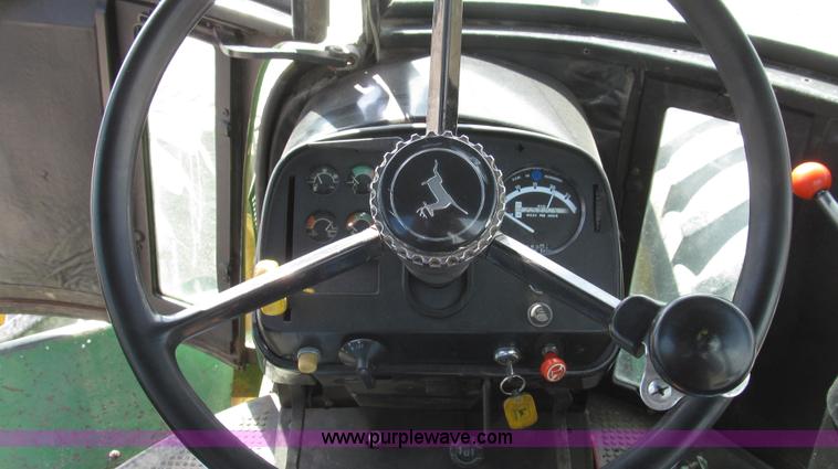 image for item G2320 1980 John Deere 8440 4WD tractor