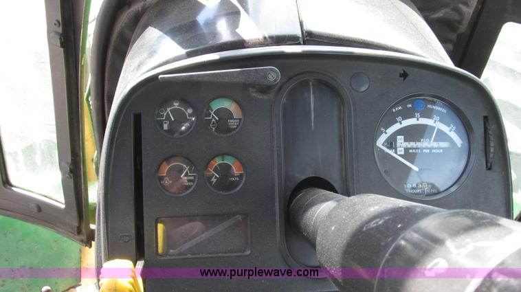 image for item G2320 1980 John Deere 8440 4WD tractor