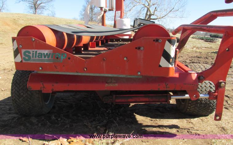 image for item G9339 Underhaug single bale wrap