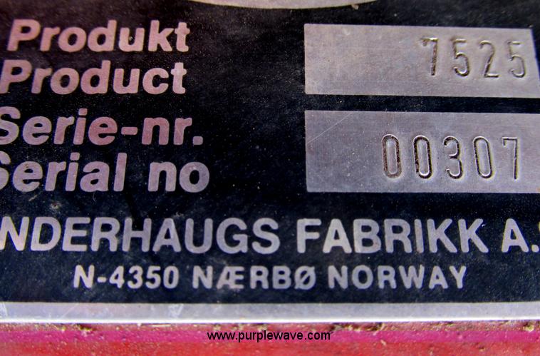 image for item G9339 Underhaug single bale wrap