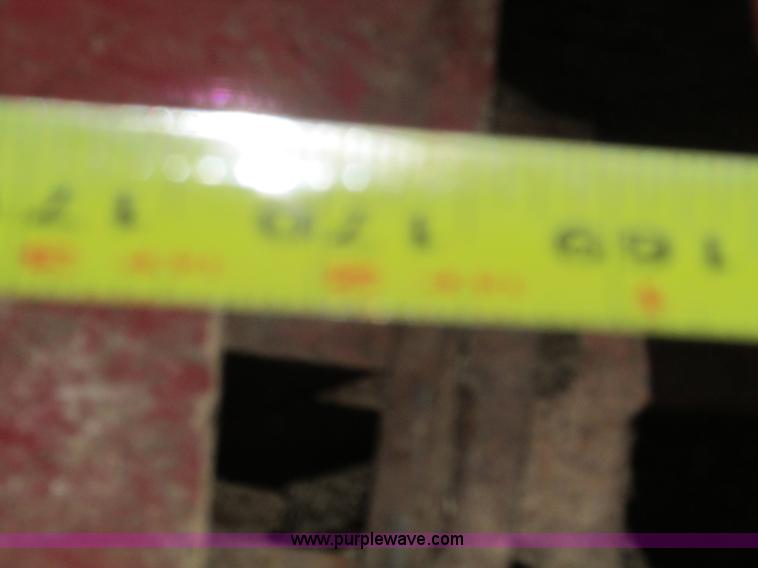 image for item G9340 New Holland 680 manure spreader