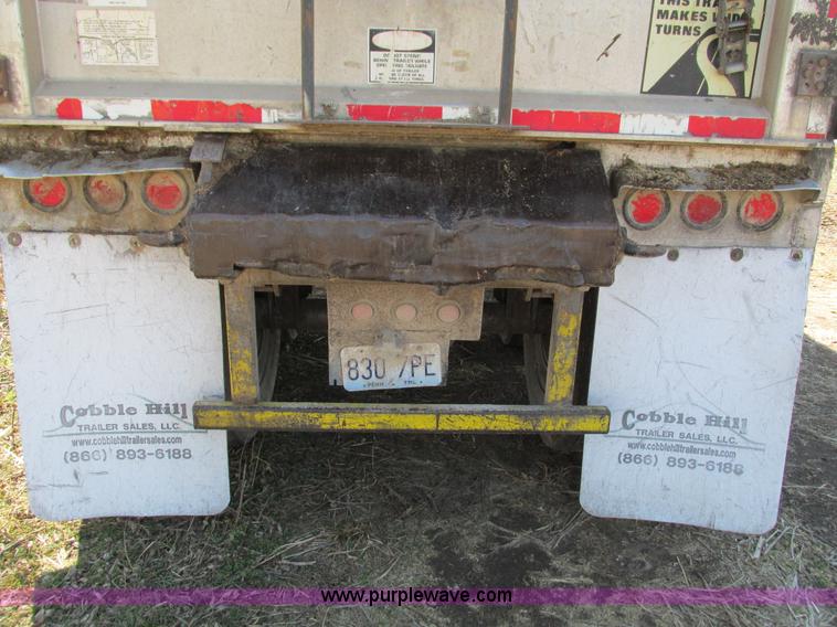 image for item G9341 1997 Spectec AW4510096 live bottom trailer