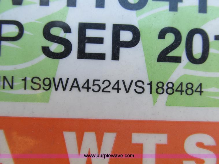 image for item G9341 1997 Spectec AW4510096 live bottom trailer