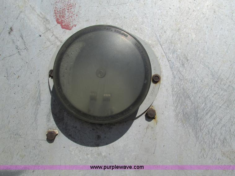 image for item G9341 1997 Spectec AW4510096 live bottom trailer