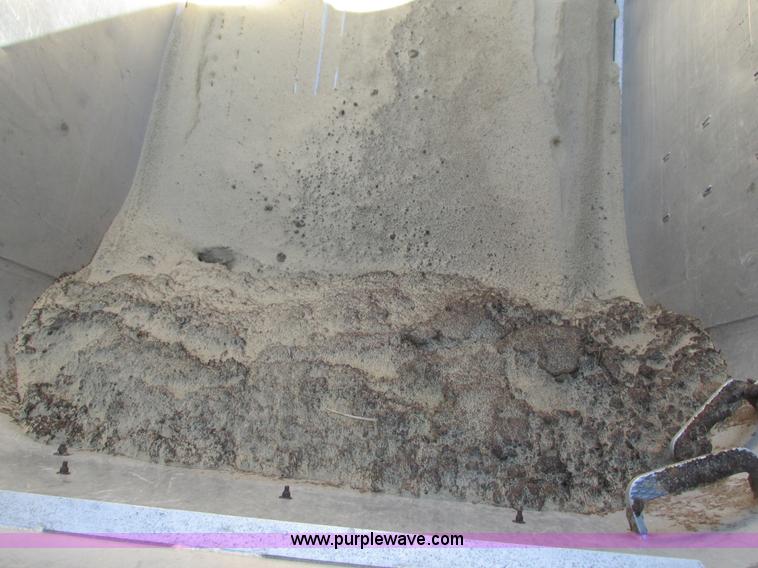 image for item G9341 1997 Spectec AW4510096 live bottom trailer