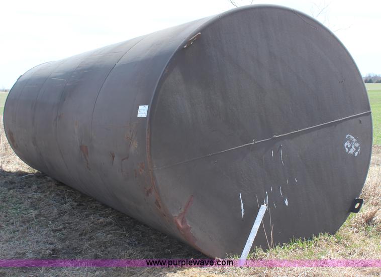 image for item H1403 10,000 gallon under ground fuel tank