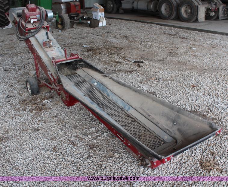 image for item H1405 2010 KSI 12UC under car conveyor