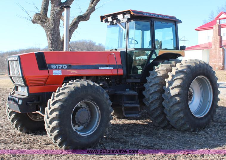 image for item H1406 1989 Deutz Allis 9170 MFWD tractor
