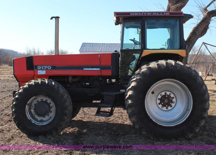 image for item H1406 1989 Deutz Allis 9170 MFWD tractor