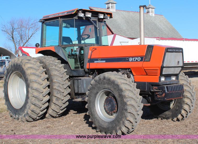 image for item H1406 1989 Deutz Allis 9170 MFWD tractor