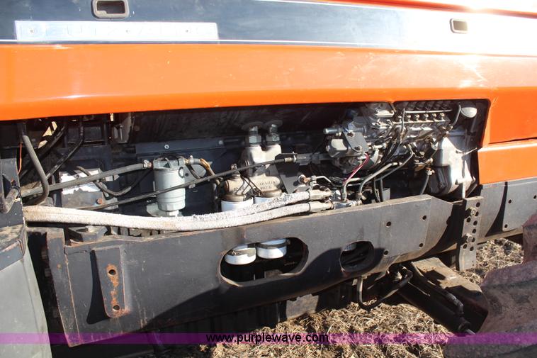 image for item H1406 1989 Deutz Allis 9170 MFWD tractor