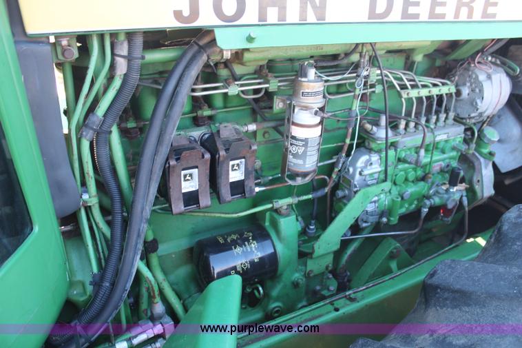 image for item H1420 1981 John Deere 8640 4WD tractor