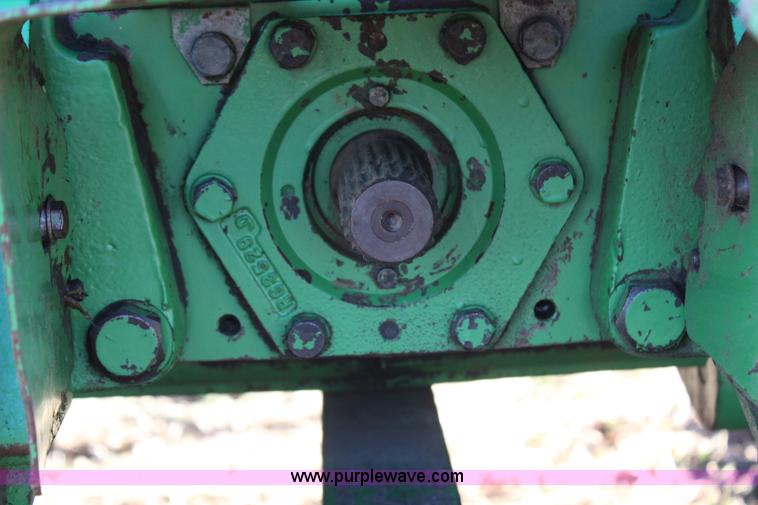 image for item H1420 1981 John Deere 8640 4WD tractor