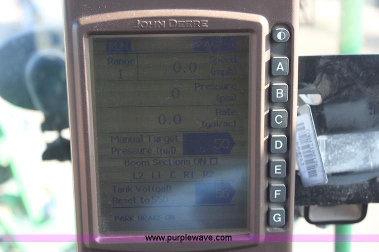 image for item H1426 2006 John Deere 4720 self-propelled sprayer