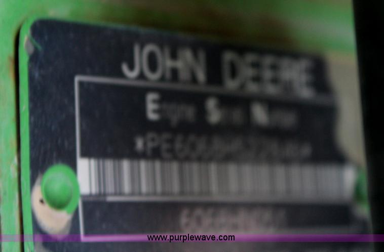 image for item H1426 2006 John Deere 4720 self-propelled sprayer