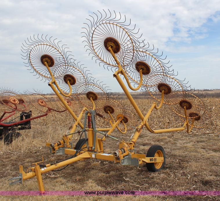 Vermeer WR22 ten wheel rake in Baldwin City, KS Item H1473 sold