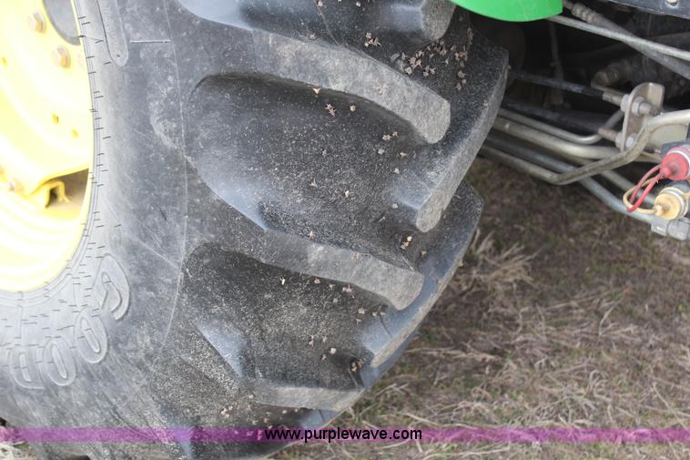 image for item H1480 2010 John Deere 5093E MFWD tractor