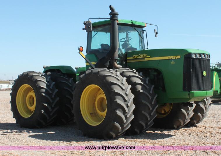 image for item H5748 2003 John Deere 9420 4WD tractor