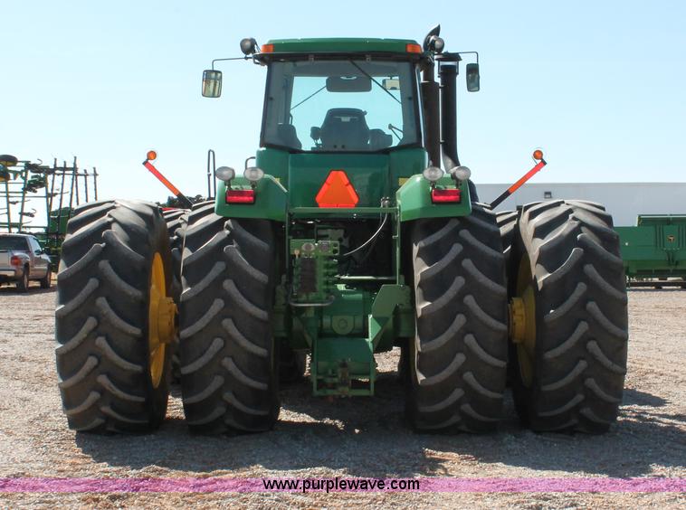 image for item H5748 2003 John Deere 9420 4WD tractor