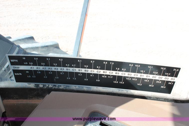 image for item H5748 2003 John Deere 9420 4WD tractor