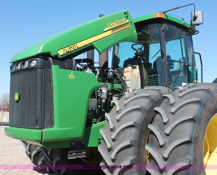 image for item H5748 2003 John Deere 9420 4WD tractor