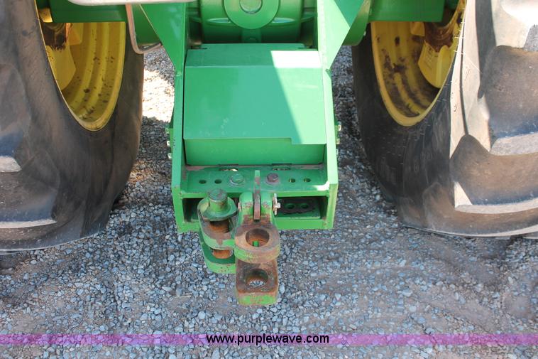 image for item H5748 2003 John Deere 9420 4WD tractor