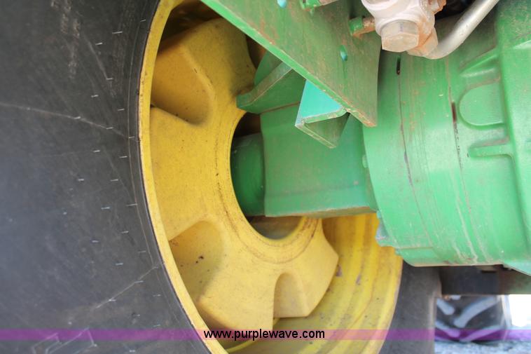 image for item H5748 2003 John Deere 9420 4WD tractor