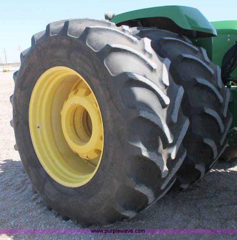 image for item H5748 2003 John Deere 9420 4WD tractor