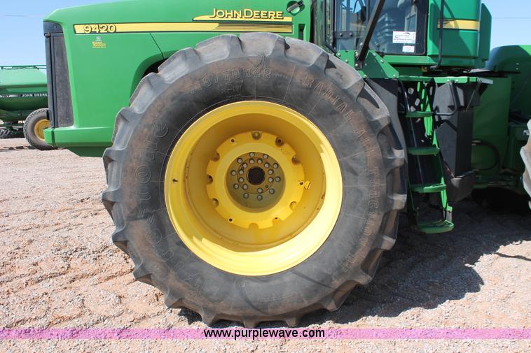 image for item H5748 2003 John Deere 9420 4WD tractor