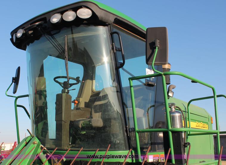 image for item H5749 2006 John Deere 4895 self-propelled swather