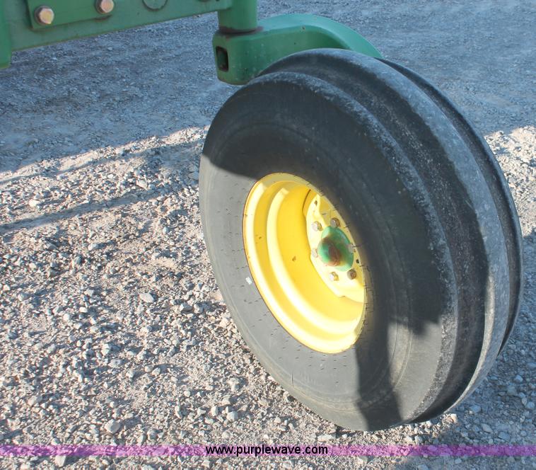 image for item H5749 2006 John Deere 4895 self-propelled swather