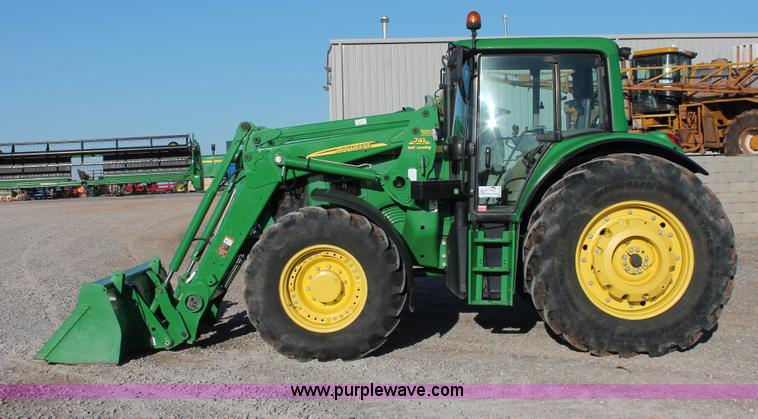 image for item H5750 2010 John Deere 7230 Premium MFWD tractor