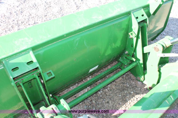 image for item H5750 2010 John Deere 7230 Premium MFWD tractor