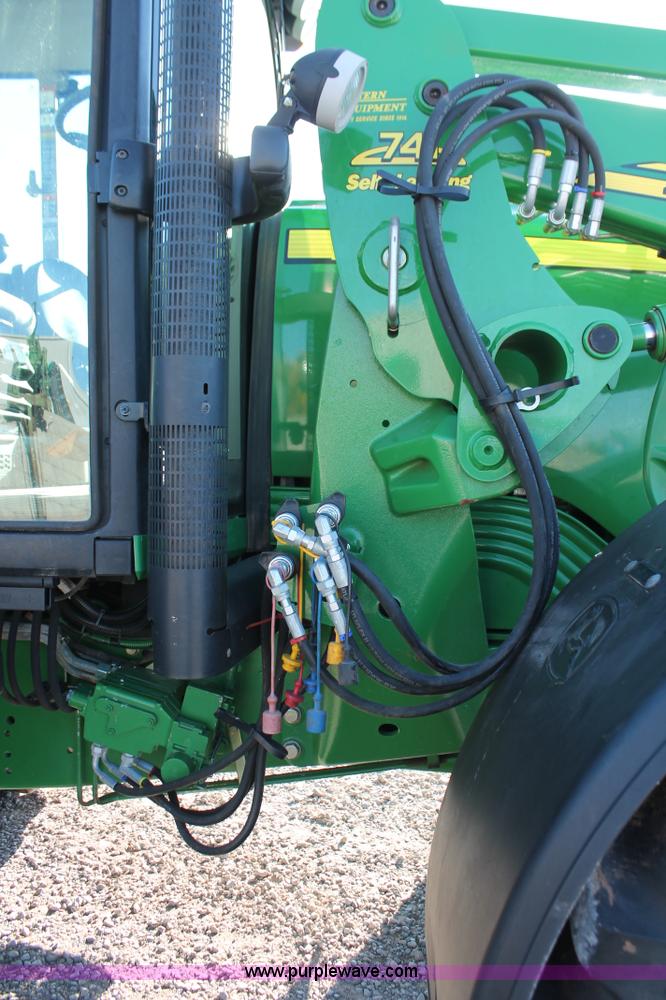 image for item H5750 2010 John Deere 7230 Premium MFWD tractor