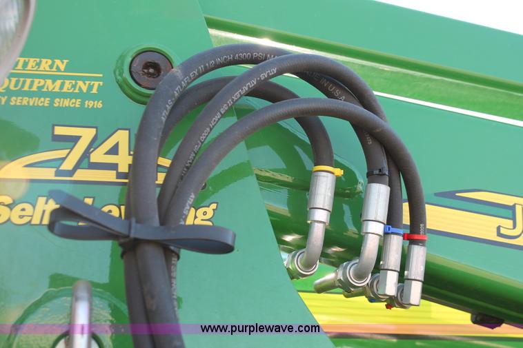 image for item H5750 2010 John Deere 7230 Premium MFWD tractor