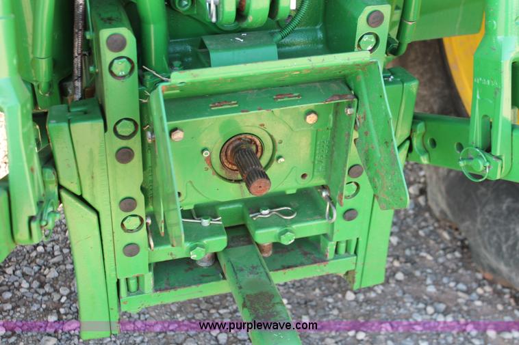 image for item H5750 2010 John Deere 7230 Premium MFWD tractor