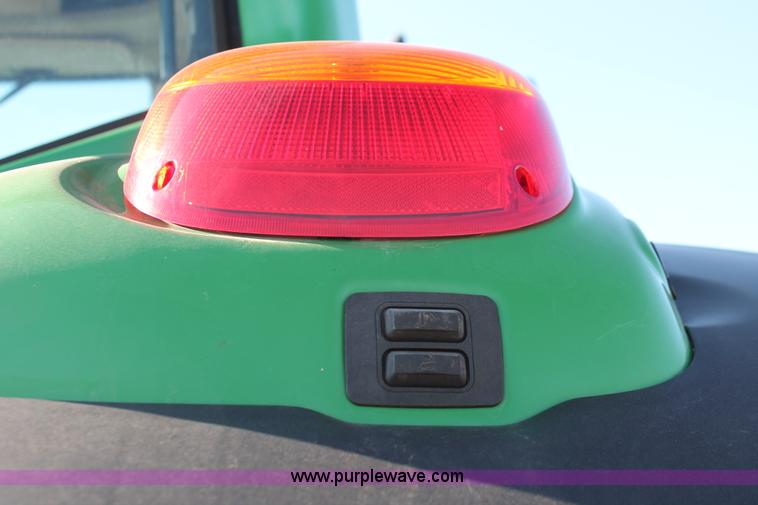 image for item H5750 2010 John Deere 7230 Premium MFWD tractor