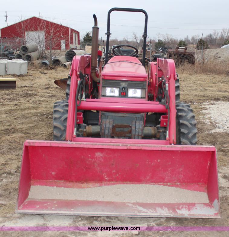 image for item H6148 2001 Mahindra 4530 MFWD tractor