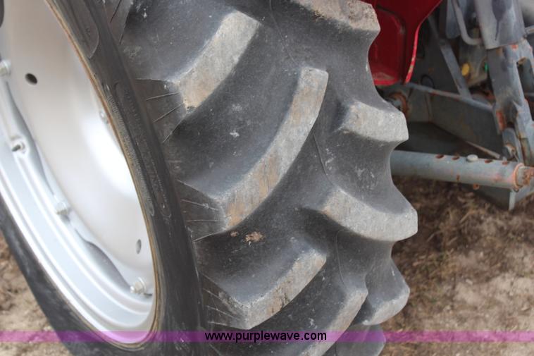 image for item H6148 2001 Mahindra 4530 MFWD tractor