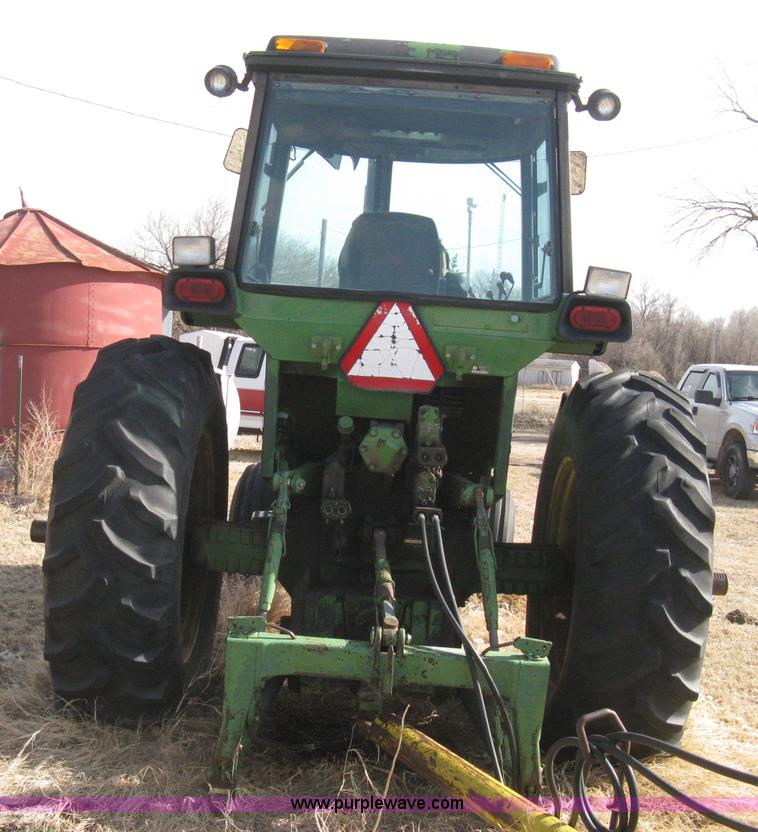image for item I5607 1976 John Deere 4630 tractor