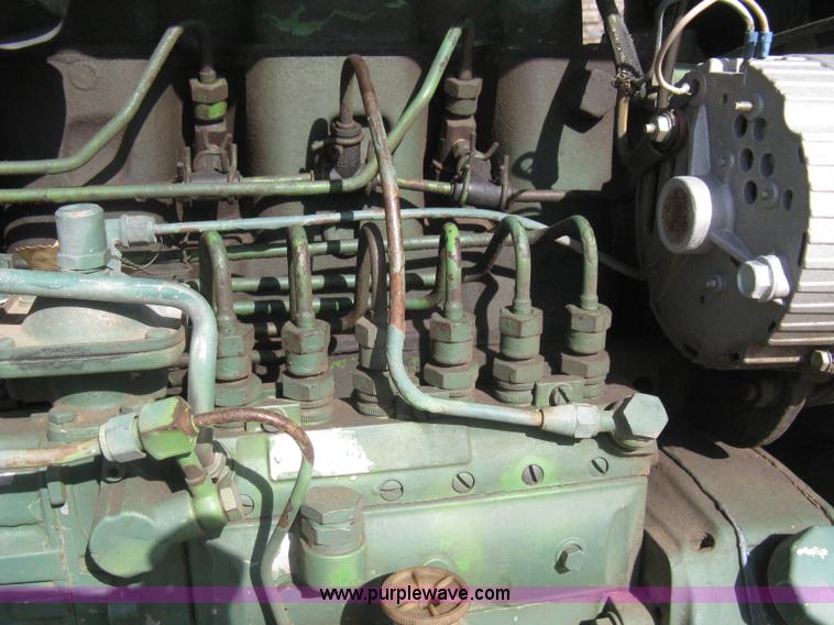 image for item I5607 1976 John Deere 4630 tractor