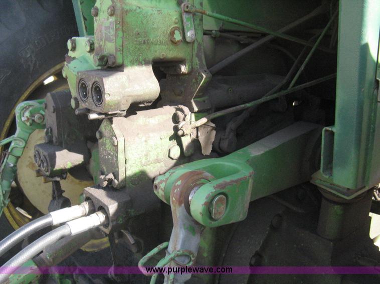 image for item I5607 1976 John Deere 4630 tractor