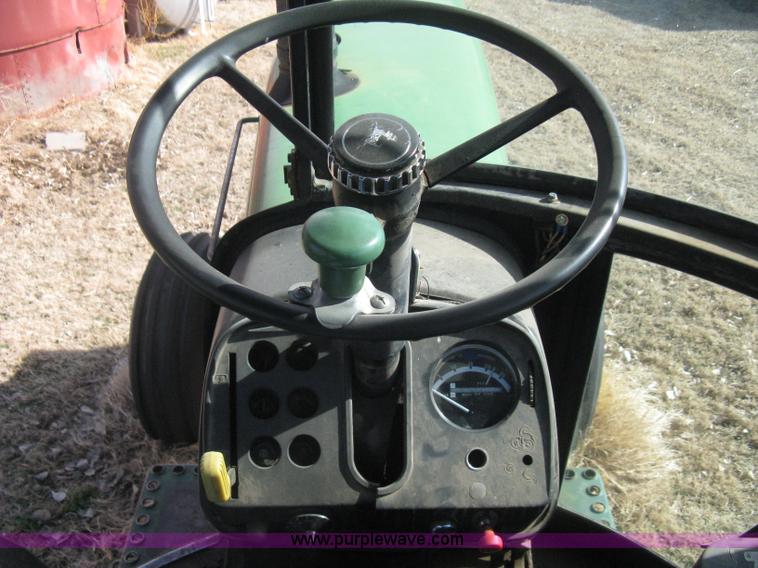 image for item I5607 1976 John Deere 4630 tractor