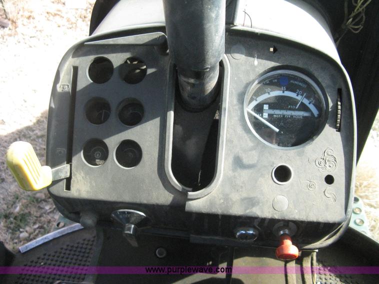 image for item I5607 1976 John Deere 4630 tractor