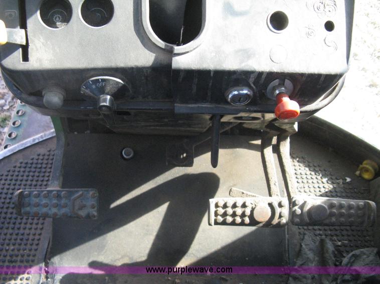 image for item I5607 1976 John Deere 4630 tractor