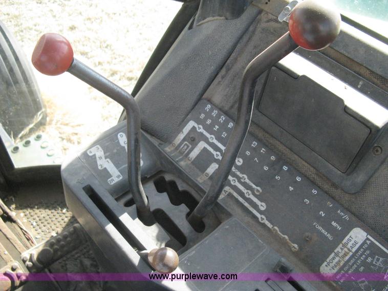 image for item I5607 1976 John Deere 4630 tractor