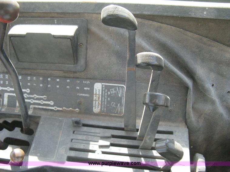 image for item I5607 1976 John Deere 4630 tractor