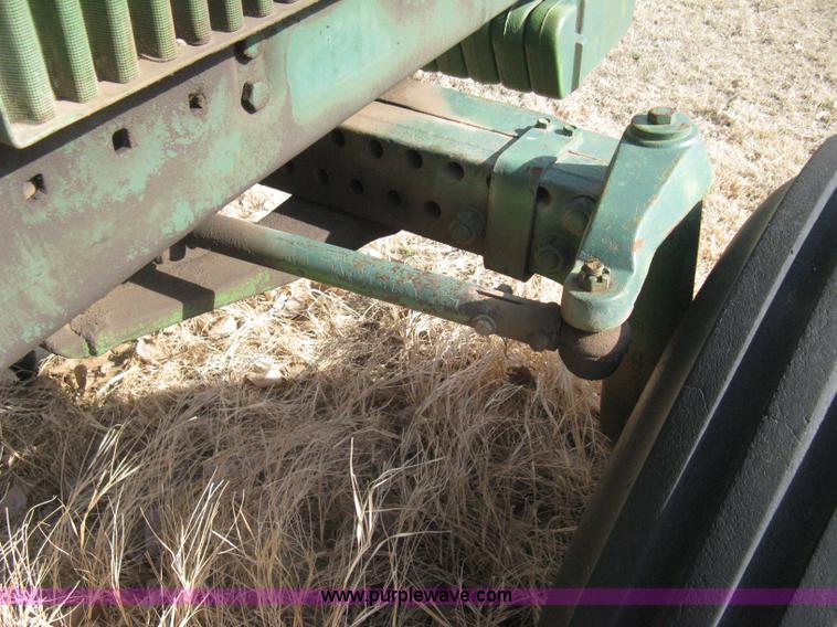 image for item I5607 1976 John Deere 4630 tractor